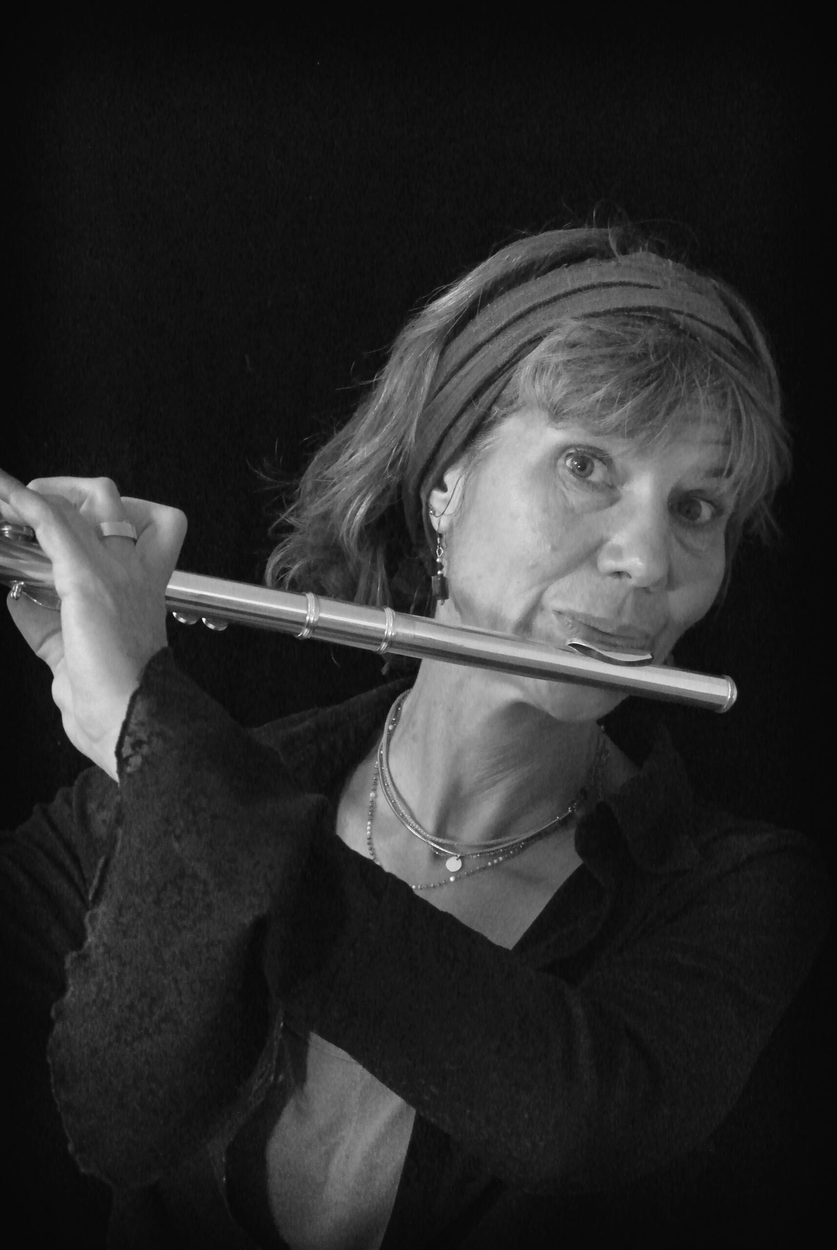 Isabelle sérieuse
